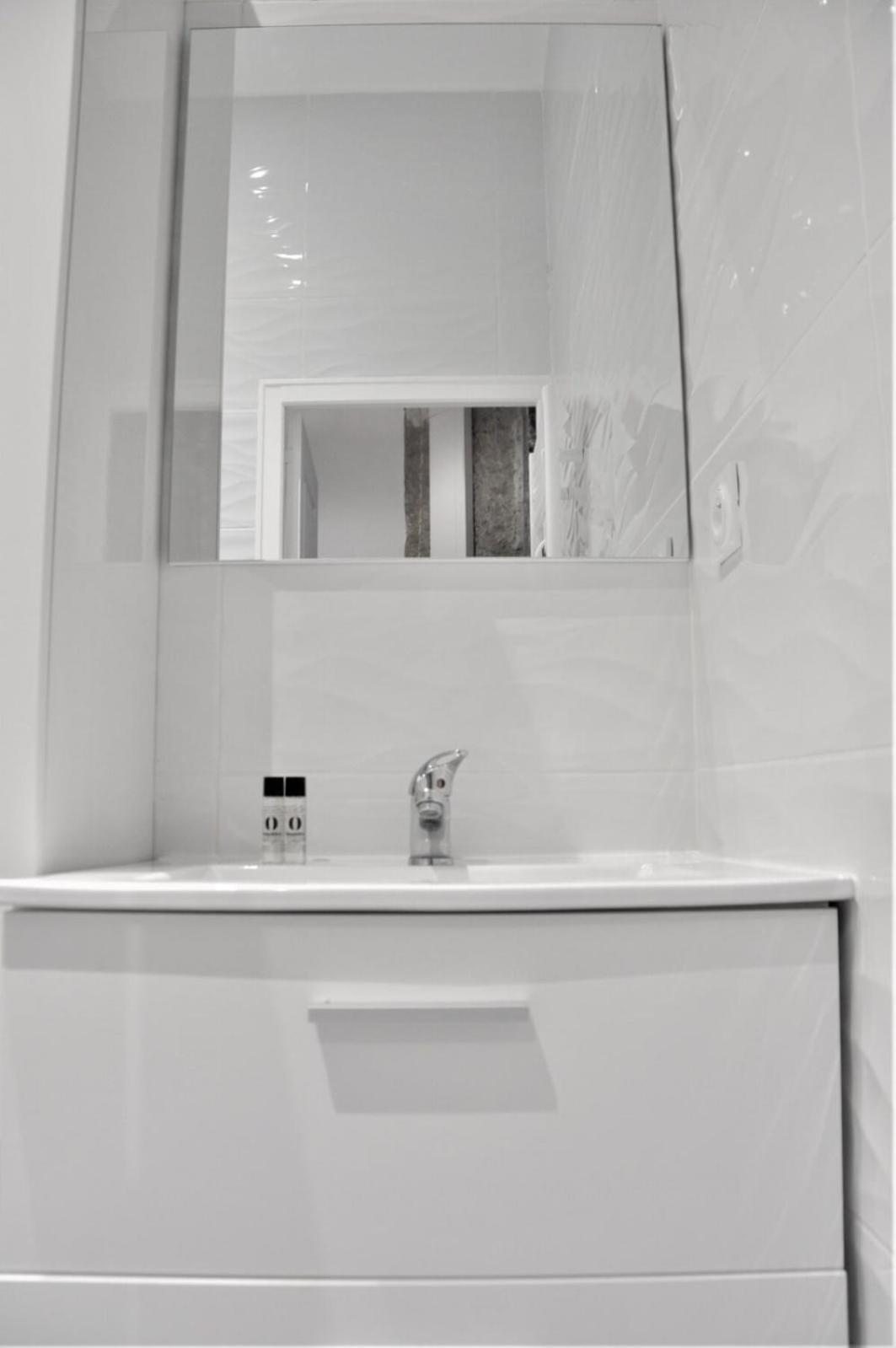 Le Bleu Hypercentre Presque Ile Apartment *